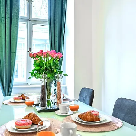 Apartmán Unique Historic Palace