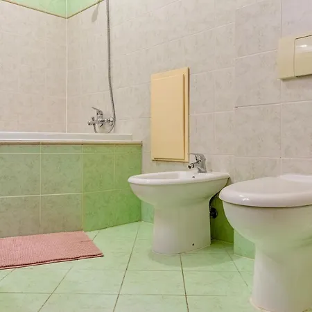 Unique Historic Palace Апартаменты *