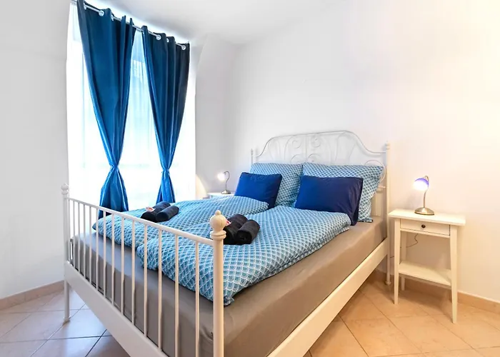 Unique Historic Palace Apartament *