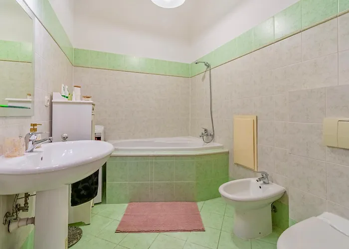 Apartament Unique Historic Palace Bratislava